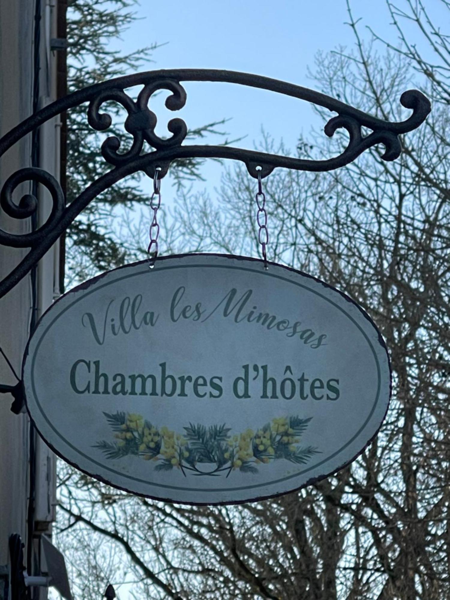 Villa Les Mimosas - 3 Chambres D'Hotes Plassac  Εξωτερικό φωτογραφία